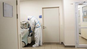 Los datos preliminares indican que la vacuna de refuerzo está frenando el contagio de la variante delta y evitando que los afectados sufran síntomas severos.