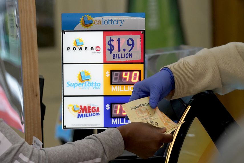 Lotería Powerball aplaza el sorteo récord de 1,900 millones
