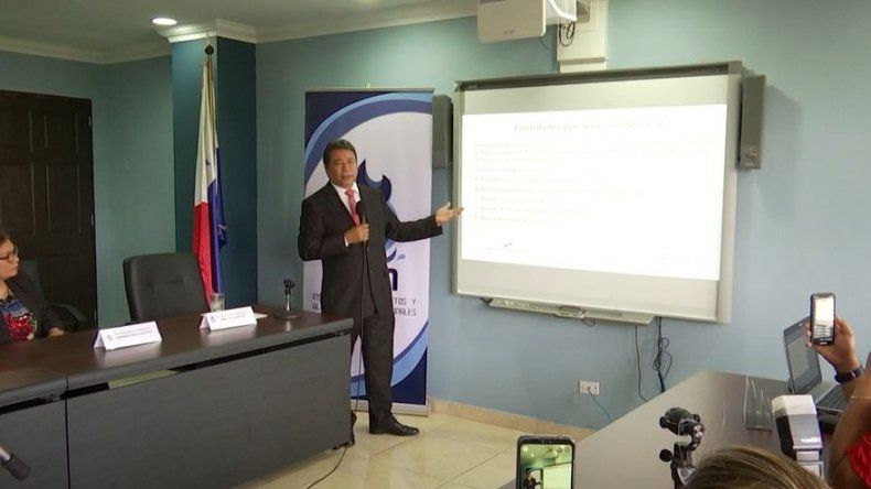 Director del Idaan presenta su plan de trabajo y en este propone regular la tarifa por sectores
