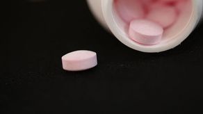 La FDA aprobó su uso hasta la décima semana de embarazo.