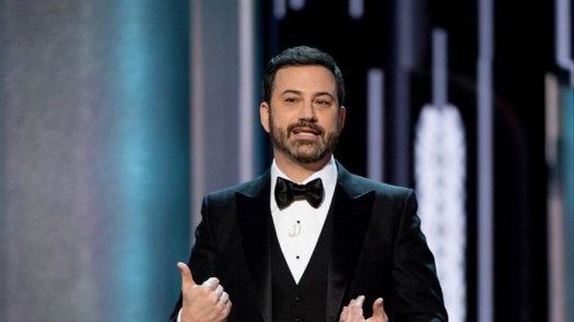 Jimmy Kimmel trató de no reírse durante el caos al final de los Oscar