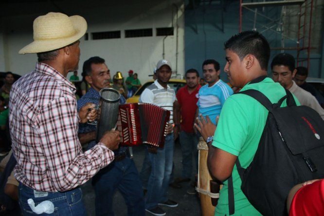 Backstage del estreno de Semilla