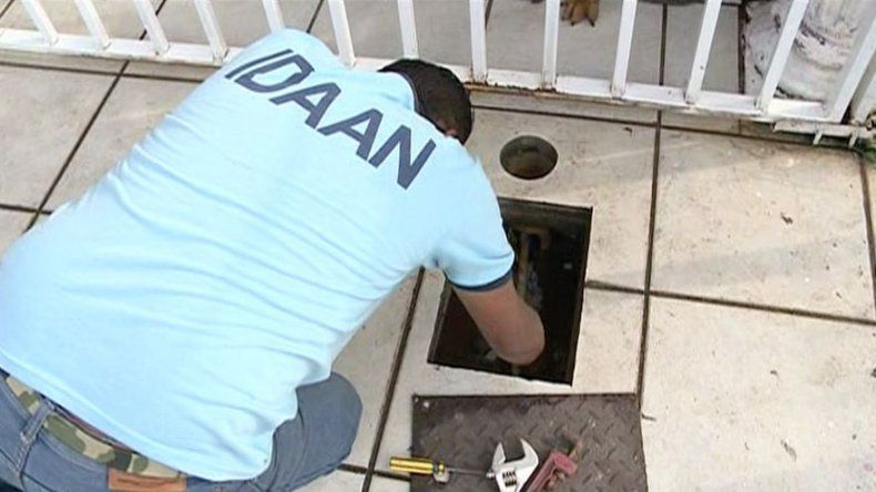 Idaan realizan cortes masivos a clientes morosos en Panamá Oeste