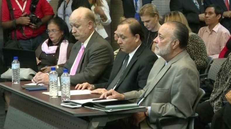 No se trata de exceso de poder: Pinilla en consultas sobre reformas electorales