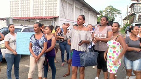 Madres de familia piden seguridad cerca de escuela en Veracruz.