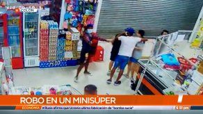 Se registra robo en minisúper en Colón