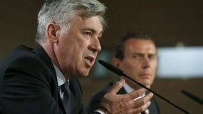 Ancelotti presenta en Madrid su libro Mi árbol de Navidad