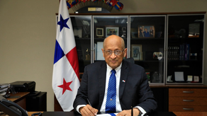 Ministro del MEF, Héctor Alexander