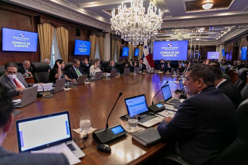 El ministro de Comercio e Industrias (MICI)