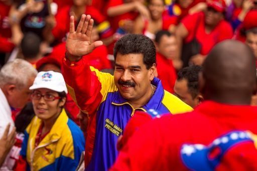 Maduro llama a Chávez gran democratizador recordando triunfo electoral