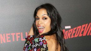 Rosario Dawson no estaba dispuesta a darle ni la hora a Cory Booker tras conocerse