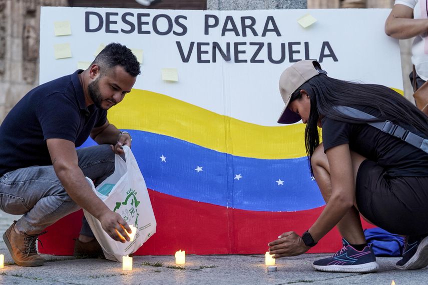 Venezolanos en Panamá se congregan en el Parque Urracá solicitando una Venezuela libre