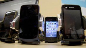 Cuestionan estudio que vincula uso de celulares con tumores