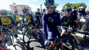 Quintana arranca el año en tromba ganando la Vuelta a Valencia