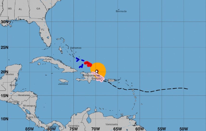 El ojo del huracán Fiona tocó tierra en la costa de Dominicana con vientos estimados en 150 km/h.