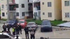 Sujetos y unidades de la Policía se enfrentan en medio de operativo en Curundú Sujetos y unidades de la Policía se enfrentan en medio de operativo en Curundú