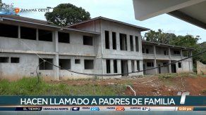 Paro de docentes se mantiene en el Colegio Cristóbal Adán de Urriola