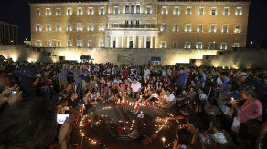 Grecia: Identifican cadáveres de 76 fallecidos por incendio