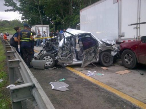 Accidente múltiple en Vía Centenario cobra segunda vida