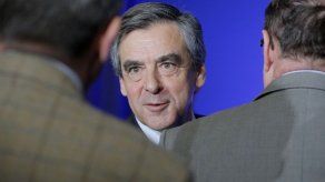Fillon: Gobierno francés manipula carrera presidencial