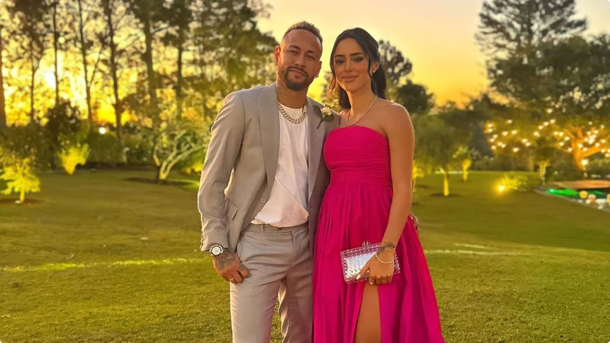 Neymar revela junto a su pareja el sexo de su bebé