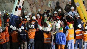 Todos los mineros fueron rescatados sanos y salvos a través de un perforación que se realizó en la mina.