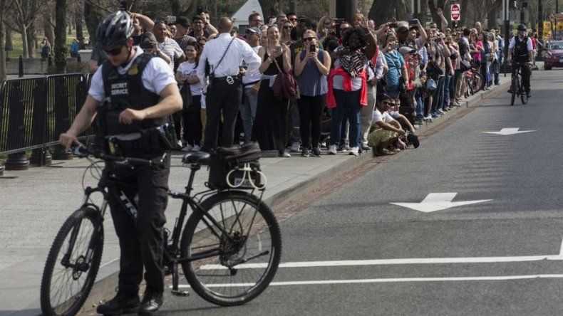 Disturbios y detenidos en marcha a favor de Trump en California