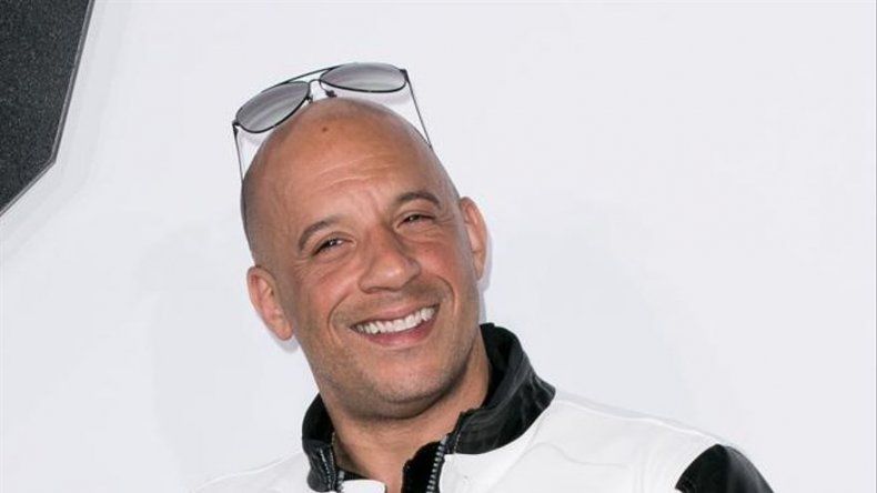 Vin Diesel enseña a leer a su hija de cuatro meses
