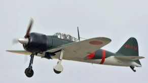 Japón: El avión Zero vuela por primera vez desde la guerra