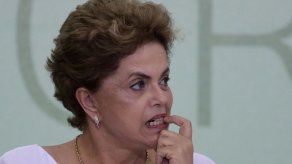 Brasil: Fiscal general impugna proceso contra Rousseff