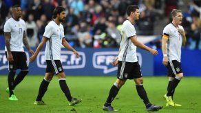 La selección alemana pasó la noche en el Estadio de Francia