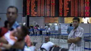 Aviación Civil: suspensión de vuelos a Tel Aviv es premio al terrorismo