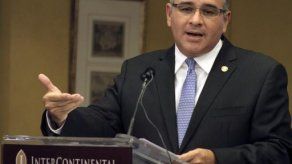 Funes celebra reducción de homicidios en El Salvador