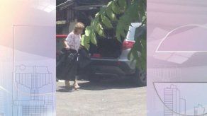 Conductora es captada arrojando cartuchos a una quebrada Conductora es captada arrojando cartuchos a una quebrada