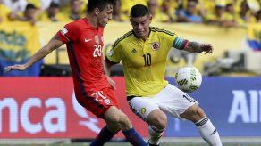 Chile saca valioso empate de visita a Colombia