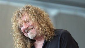 Led Zeppelin analiza gira sin cantante