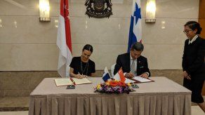 Panamá y Singapur suscriben memorando de entendimiento de consultas políticas