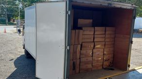 Los cigarrillos fueron ubicados a bordo de un camión.