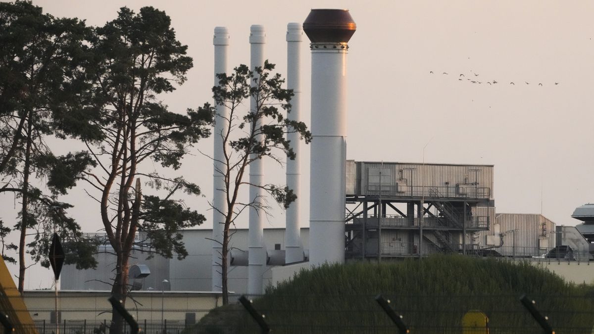 El operador Nord Stream AG dijo que el gas estaba fluyendo de nuevo el jueves por la mañana.
