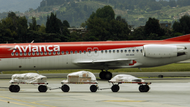 Avión de Avianca aterriza de emergencia en Brasilia; sin víctimas