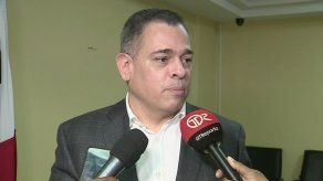Valarini: “No puedo abrir la llave de la alcancía y pagar todos los medicamentos afuera”