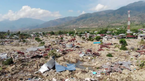 El balance del terremoto y el tsunami en Indonesia sube a más de 1.200 muertos