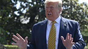 Trump niega conocer a mujer que dice que fue acosada por él