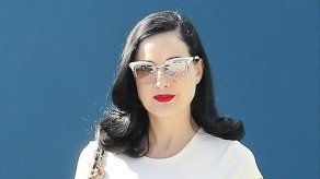 Dita Von Teese: Lo que hace Miley Cyrus es bastante vulgar