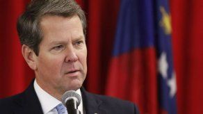 Kemp listo para liderar a Georgia tras agria victoria