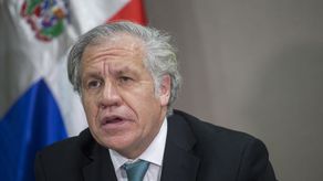 Luis Almagro afirma compromiso de la OEA con la soberanía panameña sobre el Canal de Panamá