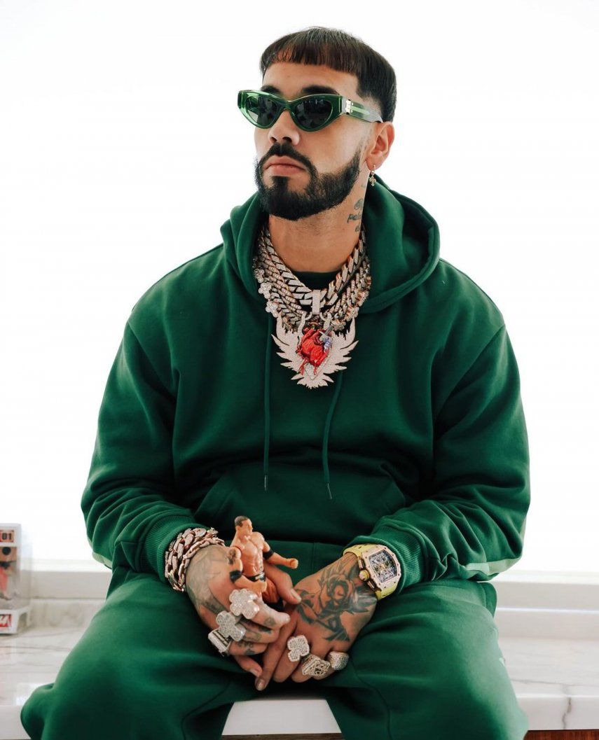 Anuel AA pierde a una persona muy importante en su vida y reacciona en redes.