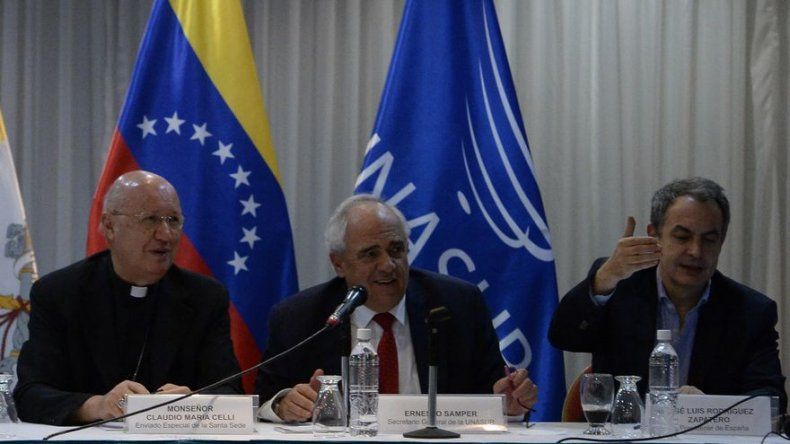 Vaticano y Unasur proponen mecanismo de verificación en diálogo venezolano