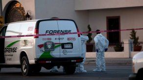 Seis muertos y 14 heridos deja choque de autobús y tráiler en norte de México
