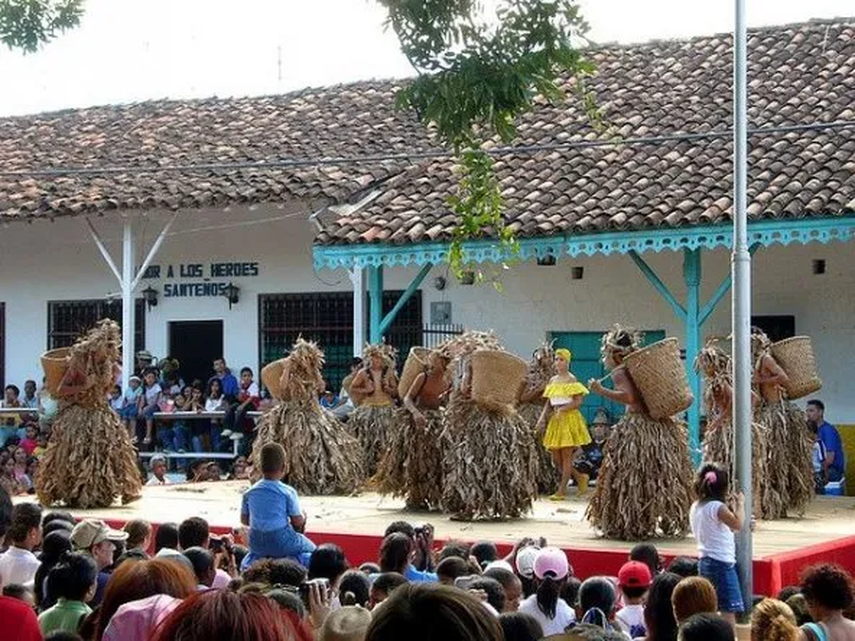 Autorizan el desfile del domingo 10 de noviembre en La Villa de Los Santos.